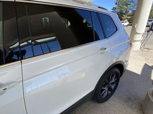Used 2023 Volkswagen Tiguan SE w/ Panoramic Sunroof Package FWD image 53