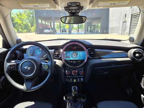 Used 2024 MINI Cooper SE FWD image 13