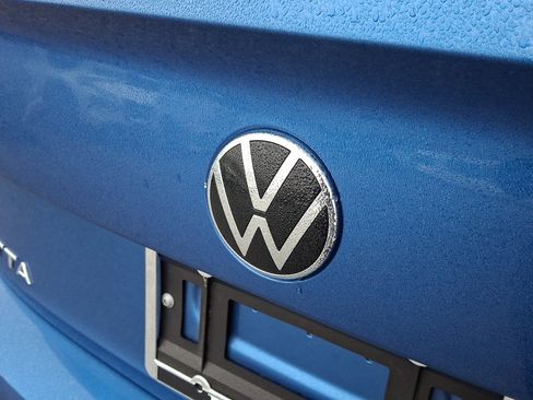 Used 2024 Volkswagen Jetta Sport image 29