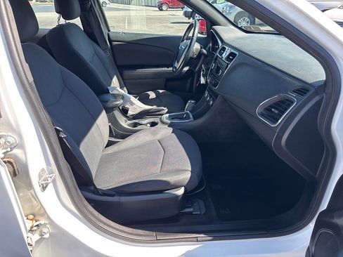 Used 2014 Chrysler 200 Touring w/ Cold Weather Group image 20