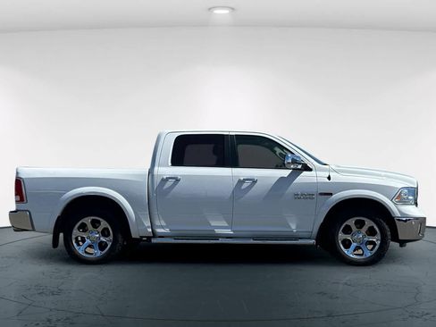 Used 2015 RAM 1500 Laramie w/ Convenience Group AWD/4WD image 6