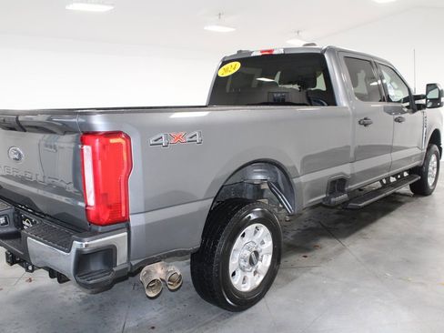 Used 2024 Ford F250 XLT image 9
