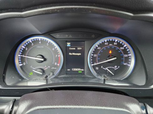 Used 2019 Toyota Highlander XLE image 12