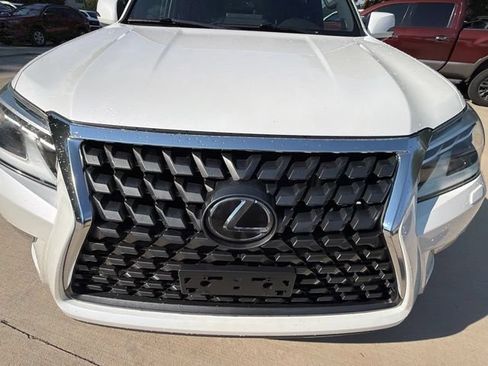 Used 2022 Lexus GX 460 Premium w/ Premium Package AWD/4WD image 18