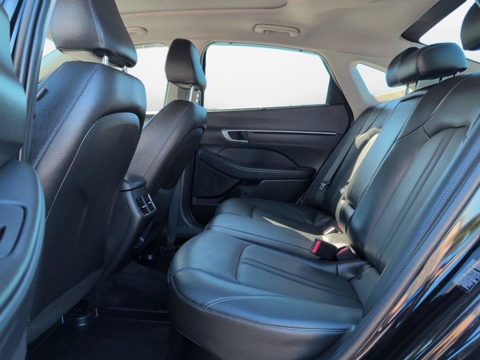 Used 2023 Hyundai Sonata Limited w/ Cargo Package FWD image 13