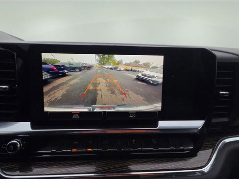 Used 2023 GMC Sierra 1500 SLE image 38