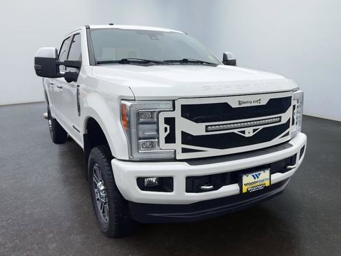 Used 2018 Ford F350 Platinum w/ Platinum Ultimate Package image 7