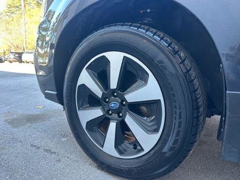 Used 2017 Subaru Forester 2.5i Premium w/ All-Weather Package image 22