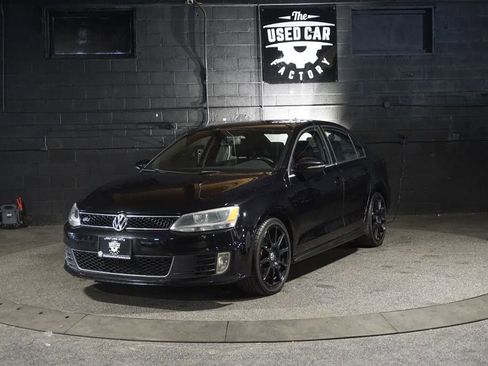 Used 2012 Volkswagen Jetta GLI FWD image 1