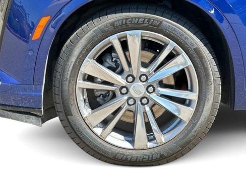 Certified 2023 Cadillac XT6 Premium Luxury w/ Technology Package AWD/4WD image 7