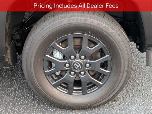 Used 2026 Toyota 4Runner SR5 RWD image 12