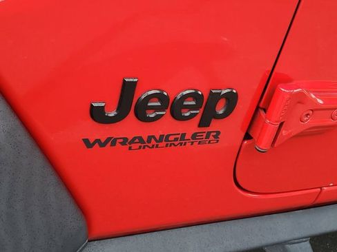 Used 2021 Jeep Wrangler Unlimited Sport AWD/4WD image 28