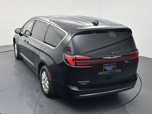 Used 2026 Chrysler Pacifica Select FWD image 39