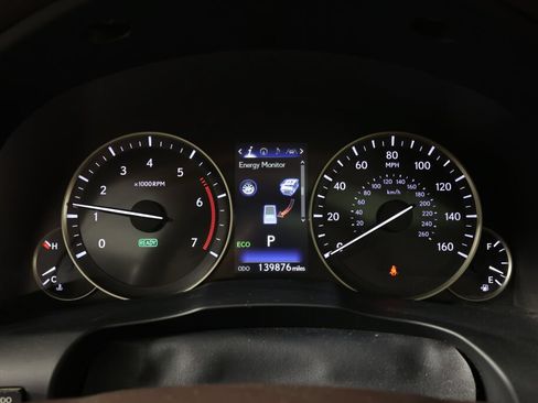 Used 2016 Lexus ES 300h w/ Luxury Package w/Wood Trim FWD image 30