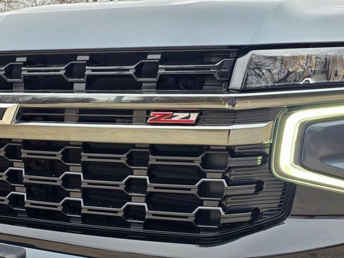 Used 2021 Chevrolet Tahoe Z71 w/ Luxury Package image 7