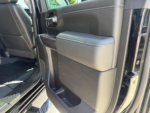 Used 2021 Chevrolet Silverado 2500 LTZ w/ LTZ Plus Package AWD/4WD image 18