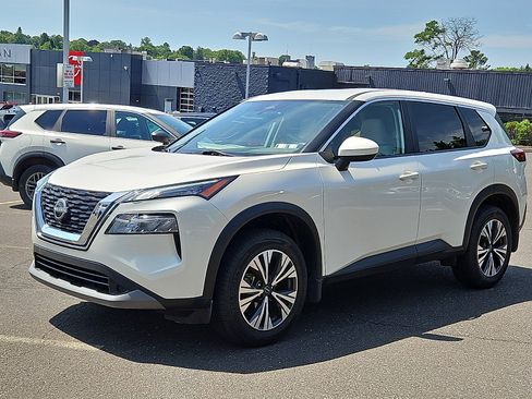 Certified 2023 Nissan Rogue SV AWD/4WD image 3
