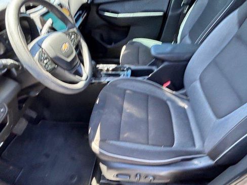 Used 2023 Chevrolet TrailBlazer LT w/ Convenience Package FWD image 8