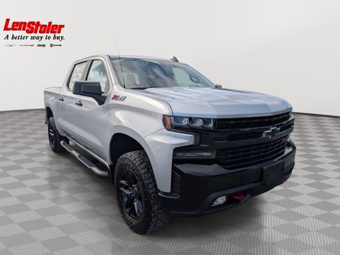 Used 2019 Chevrolet Silverado 1500 LT Trail Boss AWD/4WD image 7