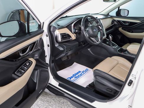 Used 2023 Subaru Outback Limited AWD/4WD image 3