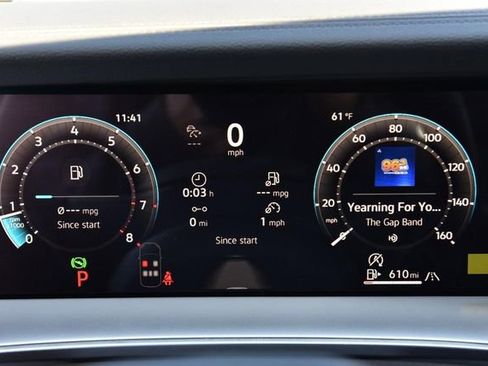 New 2026 Volkswagen Tiguan SE R-Line image 12