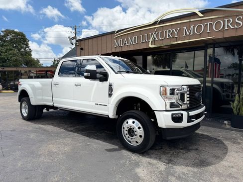 Used 2022 Ford F450 Platinum w/ FX4 Off-Road Package AWD/4WD image 2