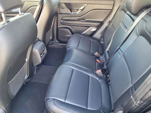 New 2026 Lincoln Corsair Grand Touring AWD/4WD image 17