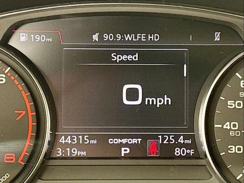 Used 2019 Audi Q5 2.0T Premium w/ Convenience Package image 11