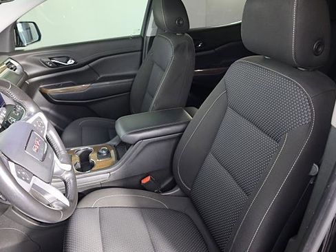 Used 2020 GMC Acadia SLE image 26