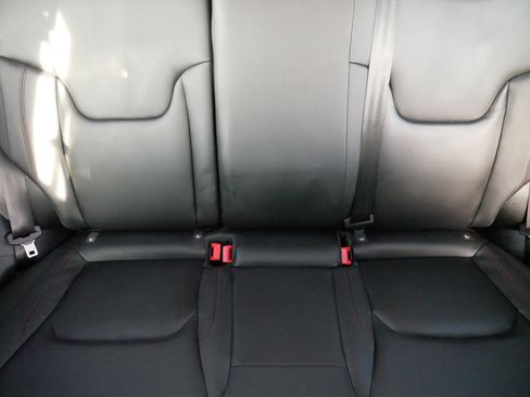 Used 2023 Jeep Renegade Trailhawk w/ Trailhawk Elite Group image 14