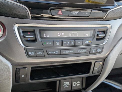 Used 2021 Honda Pilot EX-L image 26