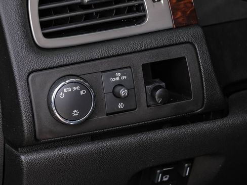 Used 2013 GMC Yukon XL Denali AWD/4WD image 42