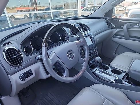 Used 2016 Buick Enclave Leather image 18