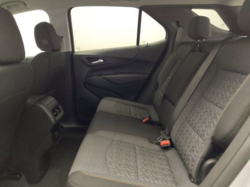 Used 2022 Chevrolet Equinox LT image 18