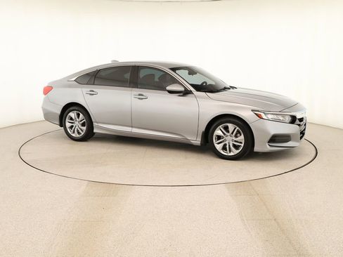 Used 2020 Honda Accord LX image 9
