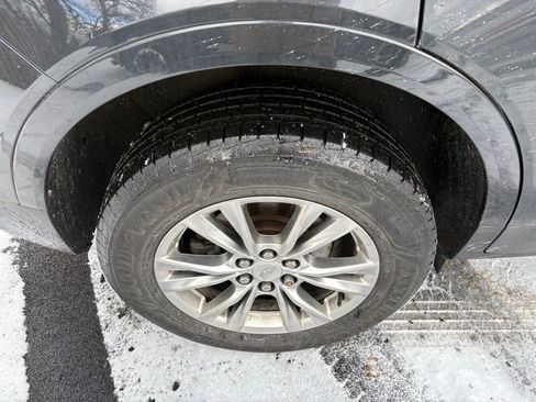 Used 2020 Cadillac XT5 Premium Luxury image 5