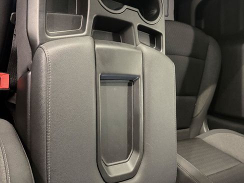 Used 2024 Chevrolet Silverado 1500 Custom Trail Boss w/ Turbomax Blackout Package AWD/4WD image 21