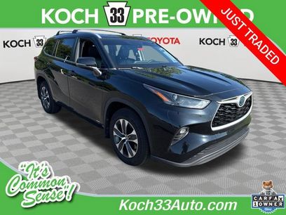 Used 2023 Toyota Highlander XLE