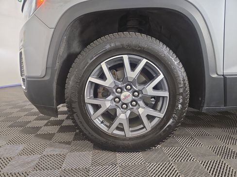Certified 2023 GMC Acadia SLT AWD/4WD image 34