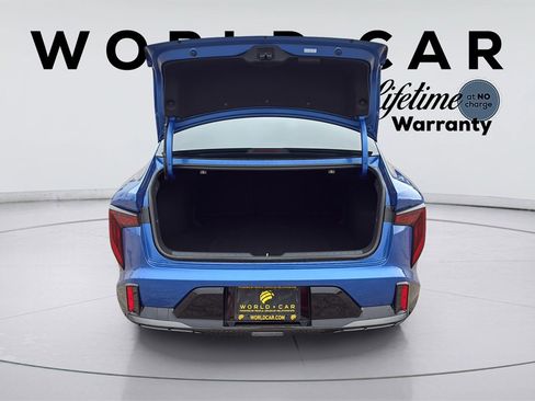 New 2025 Kia K4 GT-Line image 9