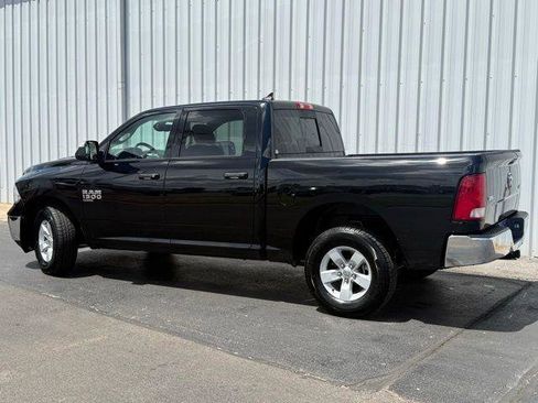 Used 2023 RAM 1500 Classic SLT w/ Trailer & Traction Group AWD/4WD image 3