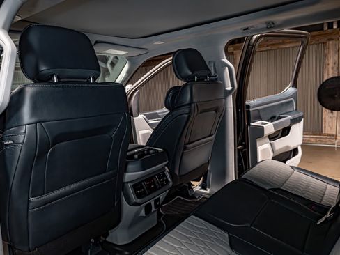 Used 2024 Ford F250 Limited w/ FX4 Off-Road Package image 24