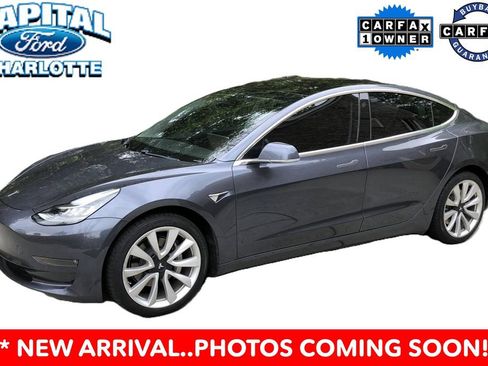 Used 2018 Tesla Model 3 Long Range AWD/4WD image 2