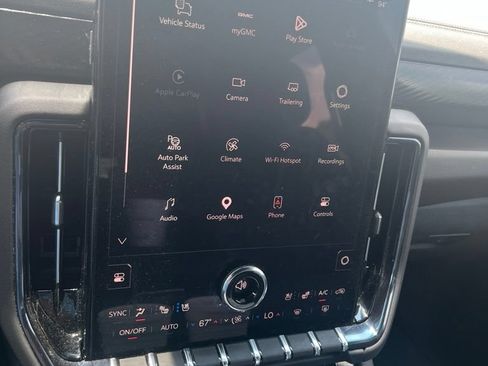 Used 2026 GMC Yukon XL AT4 AWD/4WD image 21