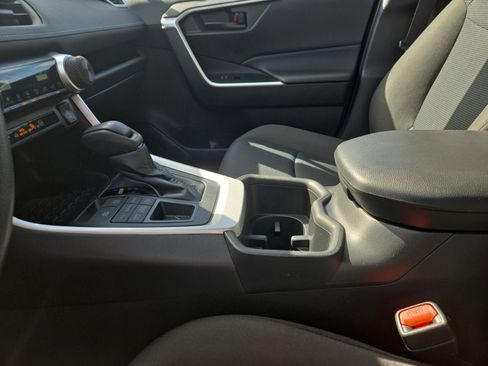 Used 2024 Toyota RAV4 LE image 22