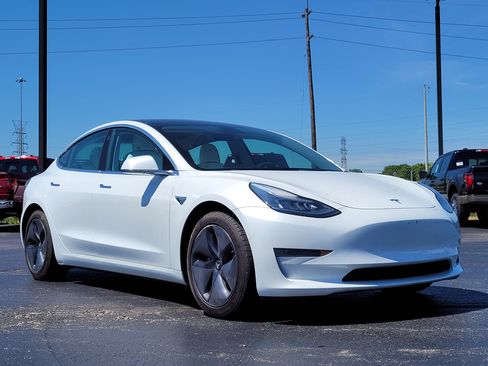 Used 2019 Tesla Model 3 Performance AWD/4WD image 1