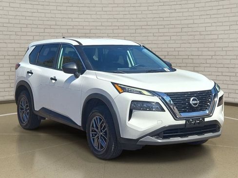 Certified 2023 Nissan Rogue S AWD/4WD image 3