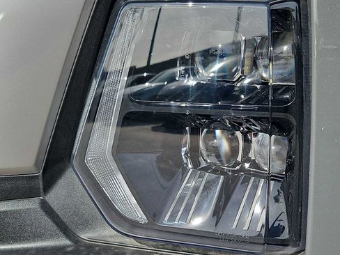 New 2025 Hyundai Santa Cruz SEL image 11