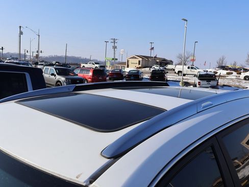 Used 2016 Buick Enclave Leather image 4