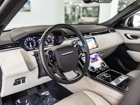 Used 2020 Land Rover Range Rover Velar S AWD/4WD image 21